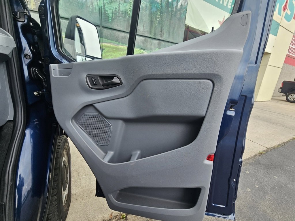 Used 2018 Ford Transit 250 148 High Roof image 17
