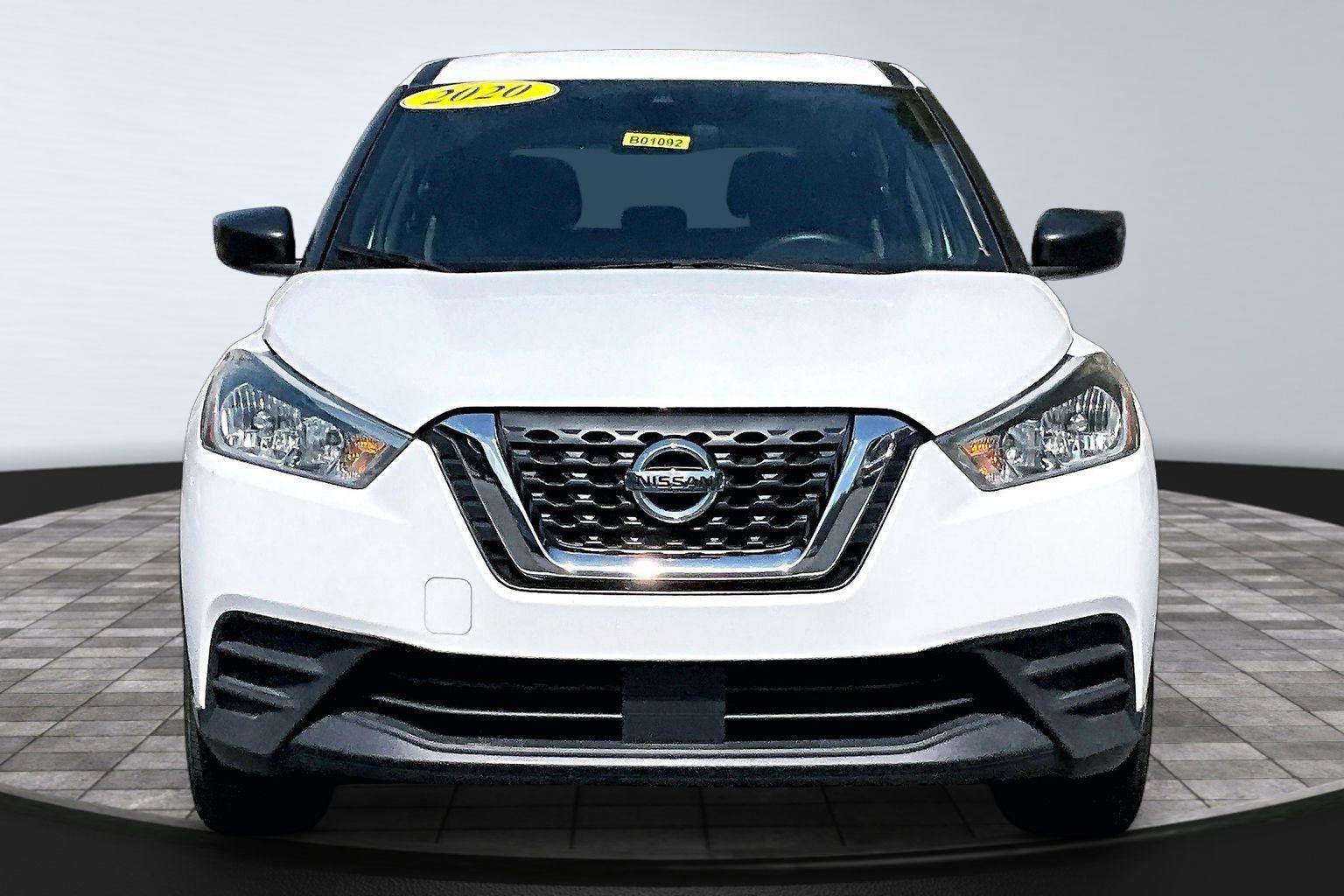 Used 2020 Nissan Kicks S FWD image 4