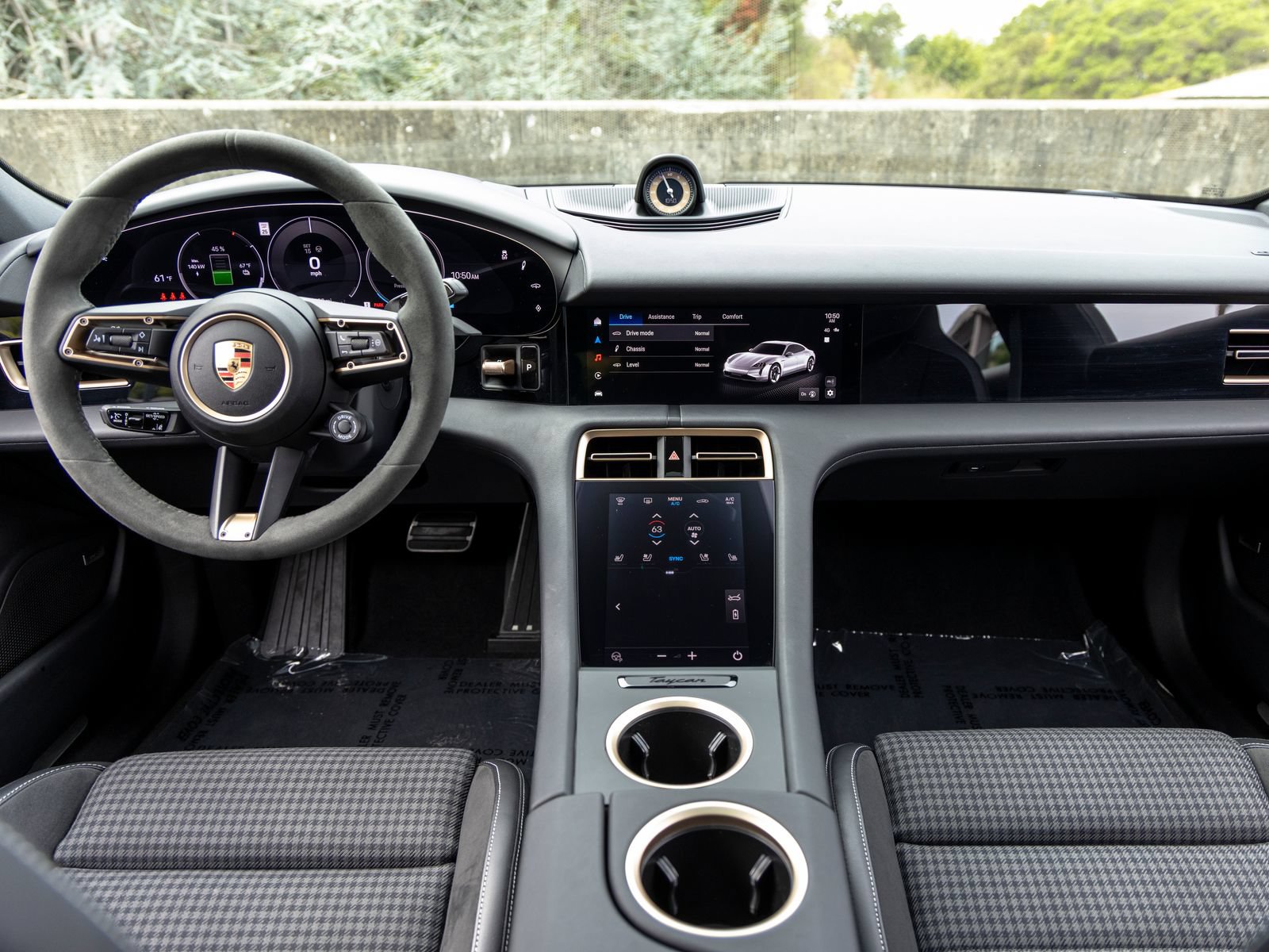 Certified 2025 Porsche Taycan 4S AWD/4WD image 39