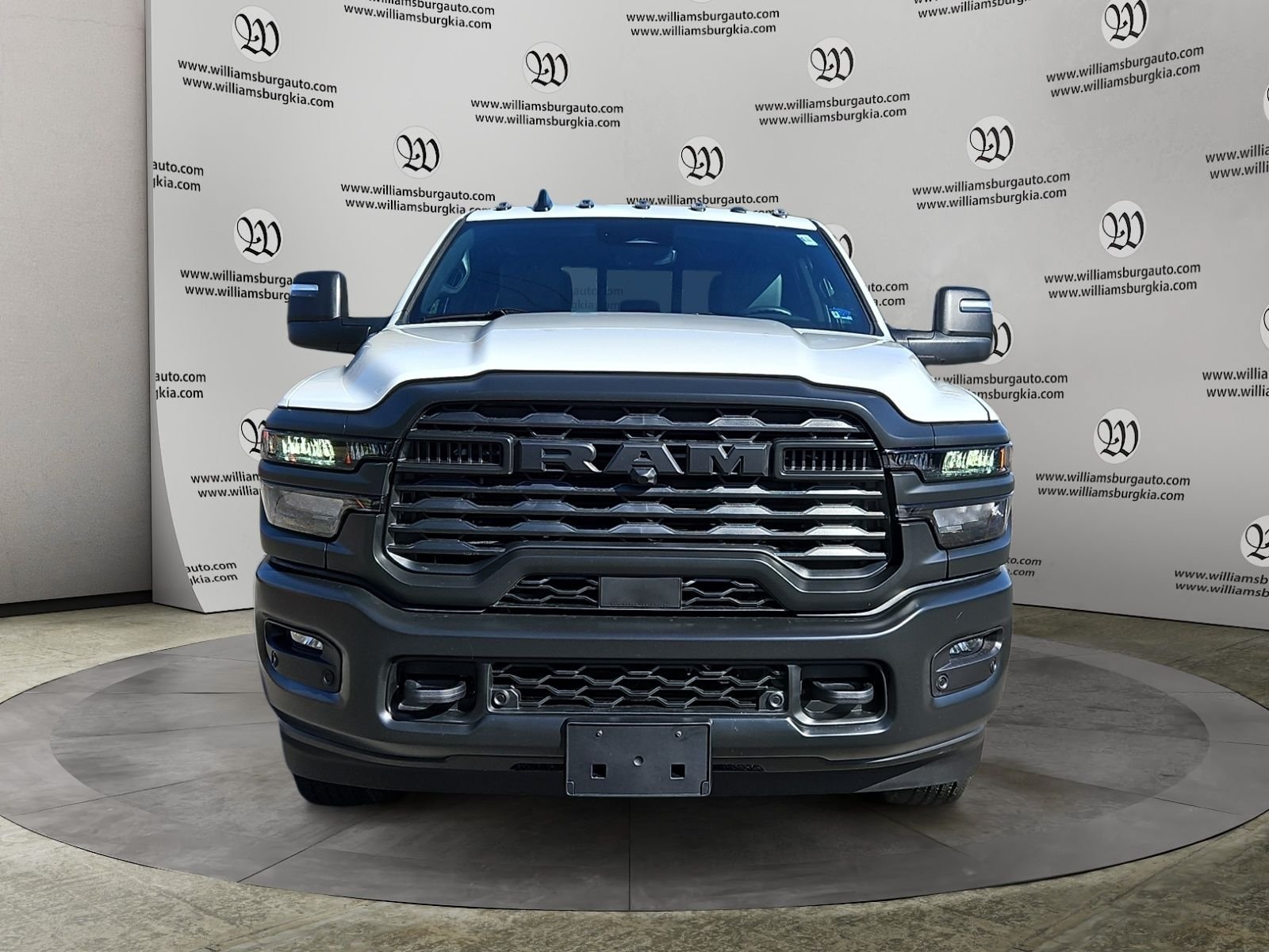 New 2026 RAM 2500 Tradesman AWD/4WD image 8