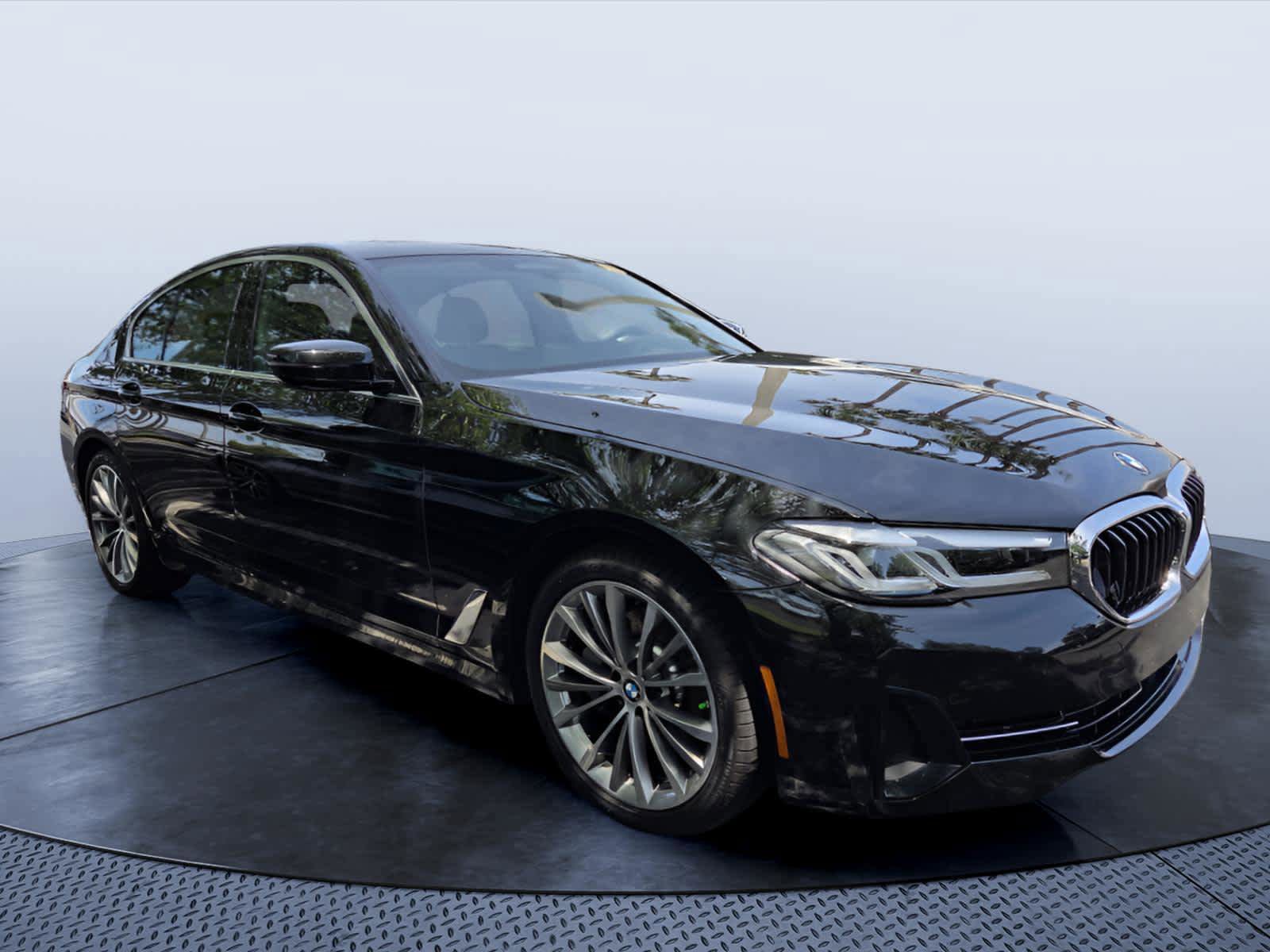 Certified 2023 BMW 530i xDrive w/ Premium Package AWD/4WD image 2