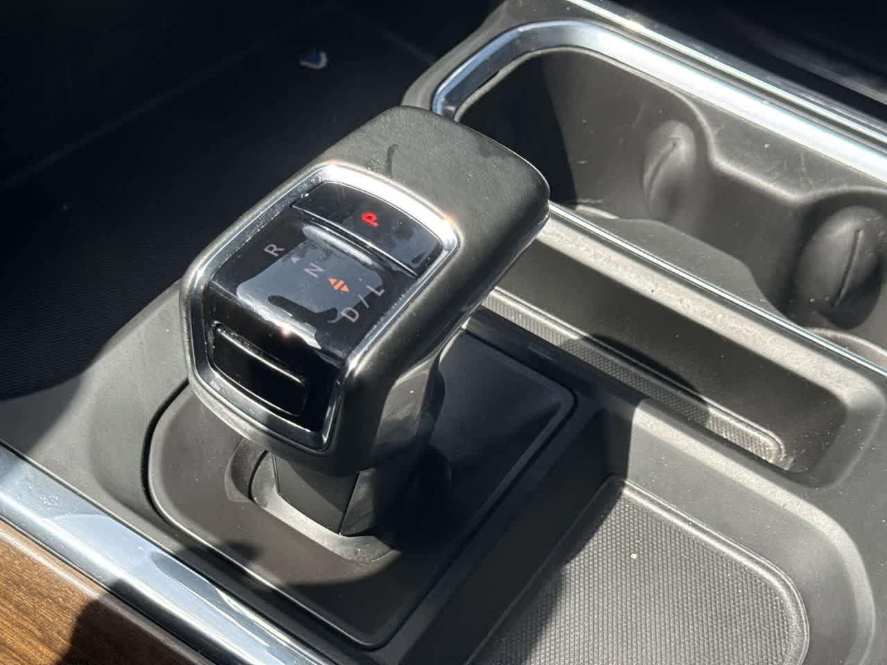 Used 2024 Chevrolet Silverado 1500 High Country RWD image 21