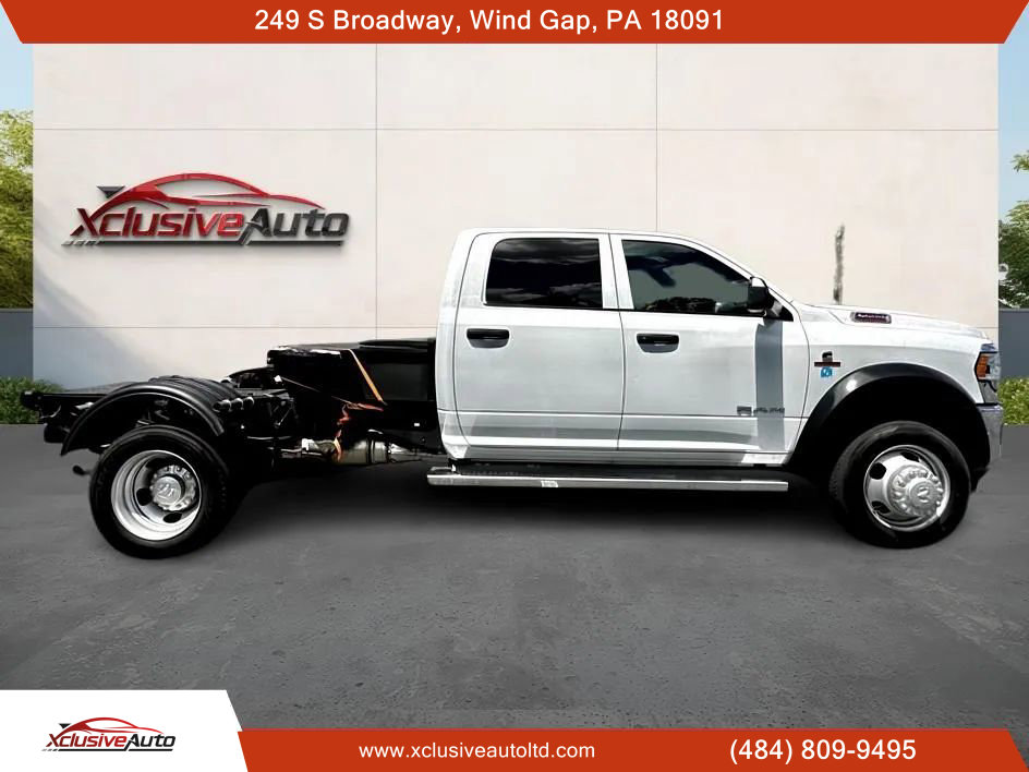 Used 2021 RAM 5500 Tradesman w/ Chrome Appearance Group image 5