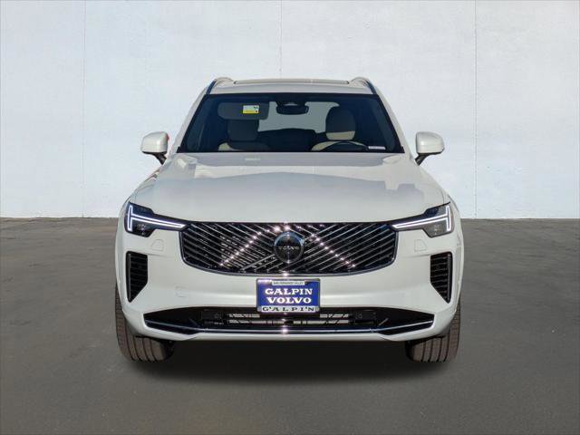 New 2026 Volvo XC90 B6 Ultra w/ Protection Package image 4