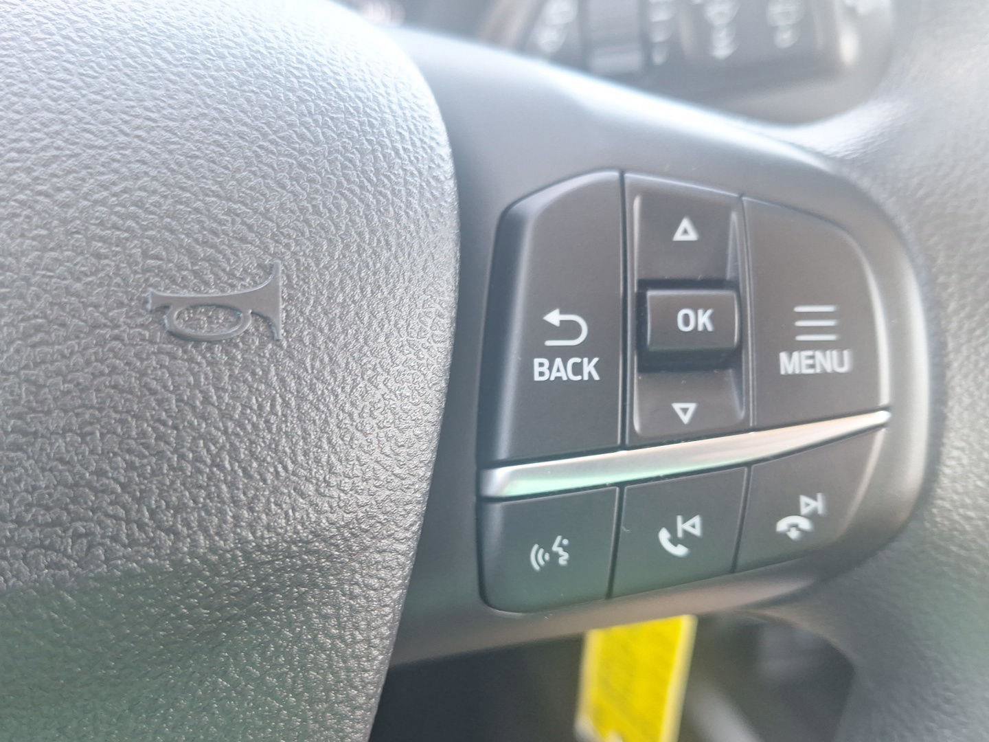 Used 2022 Ford Escape S image 22