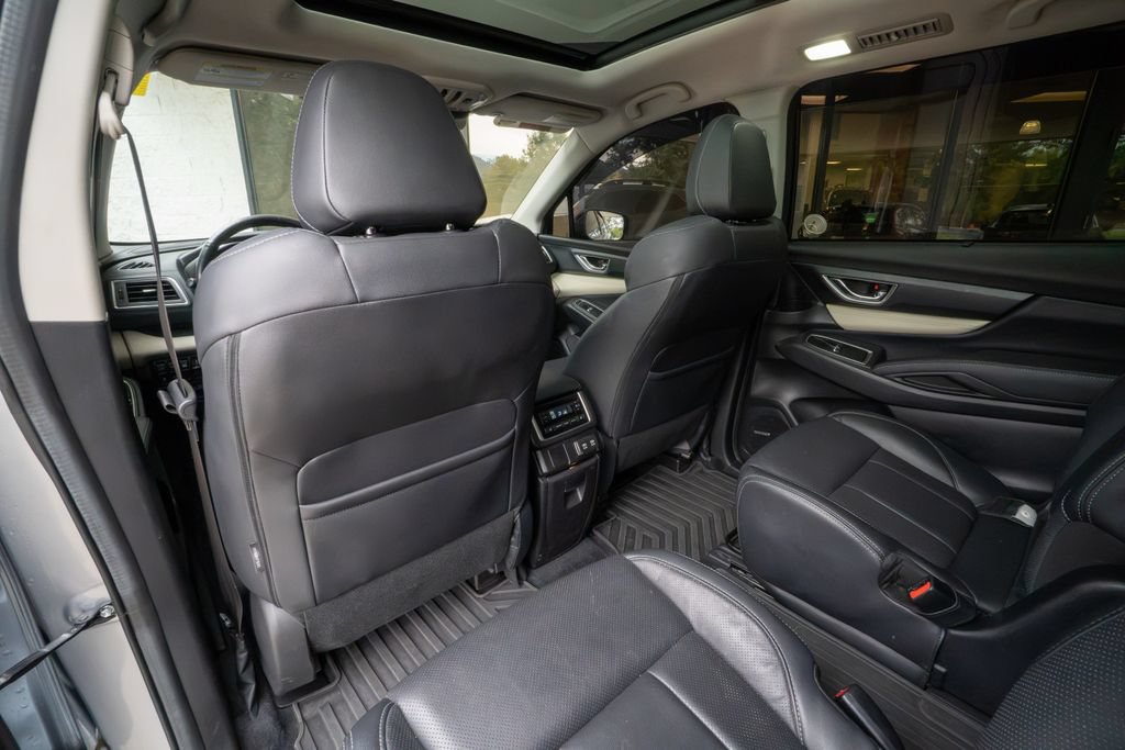 Used 2022 Subaru Ascent Limited w/ Technology Package AWD/4WD image 18