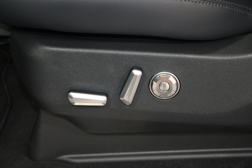 New 2025 Lincoln Navigator Reserve w/ Jet Appearance Package image 23