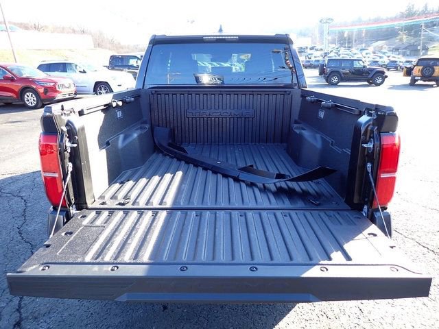 Used 2026 Toyota Tacoma SR5 image 8
