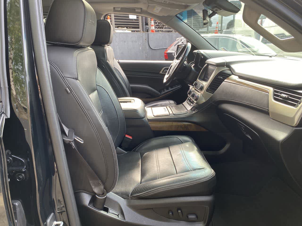 Used 2019 GMC Yukon XL Denali w/ Denali Ultimate Package AWD/4WD image 18