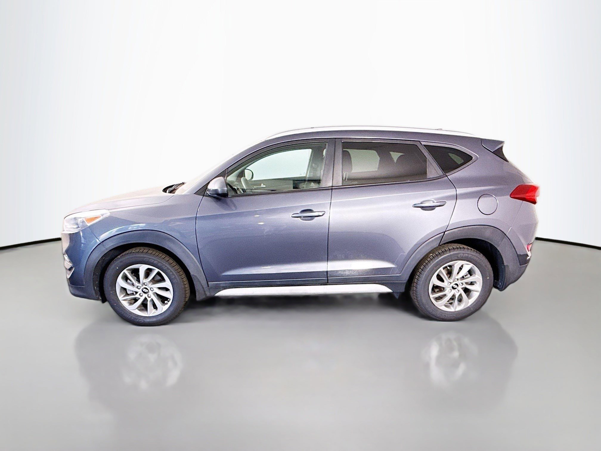 Used 2018 Hyundai Tucson SEL w/ Cargo Package image 6