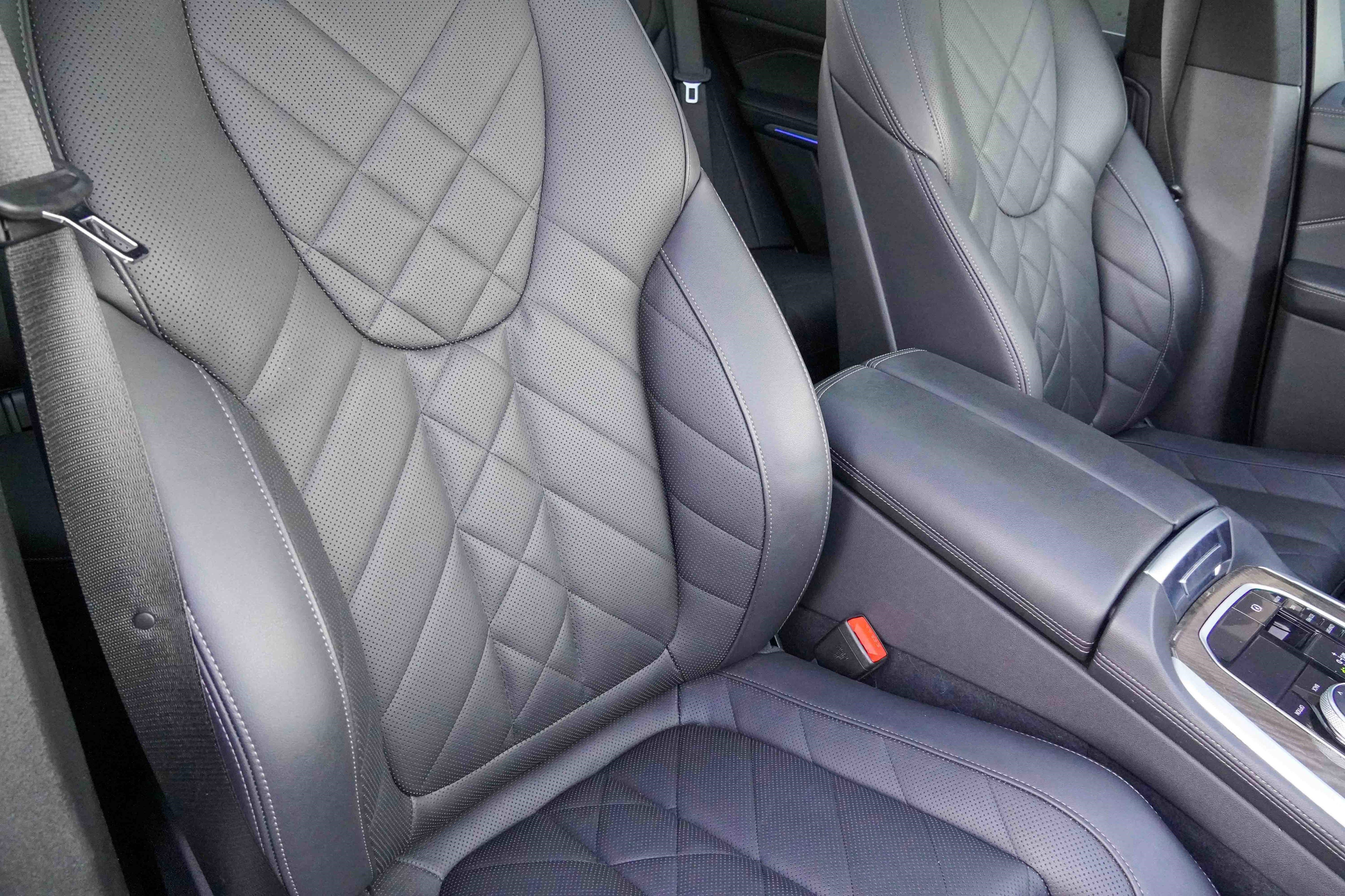 Certified 2023 BMW X5 xDrive40i w/ Premium Package image 13