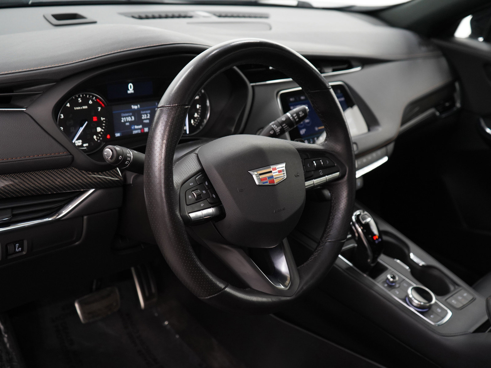 Used 2023 Cadillac XT4 Sport image 19