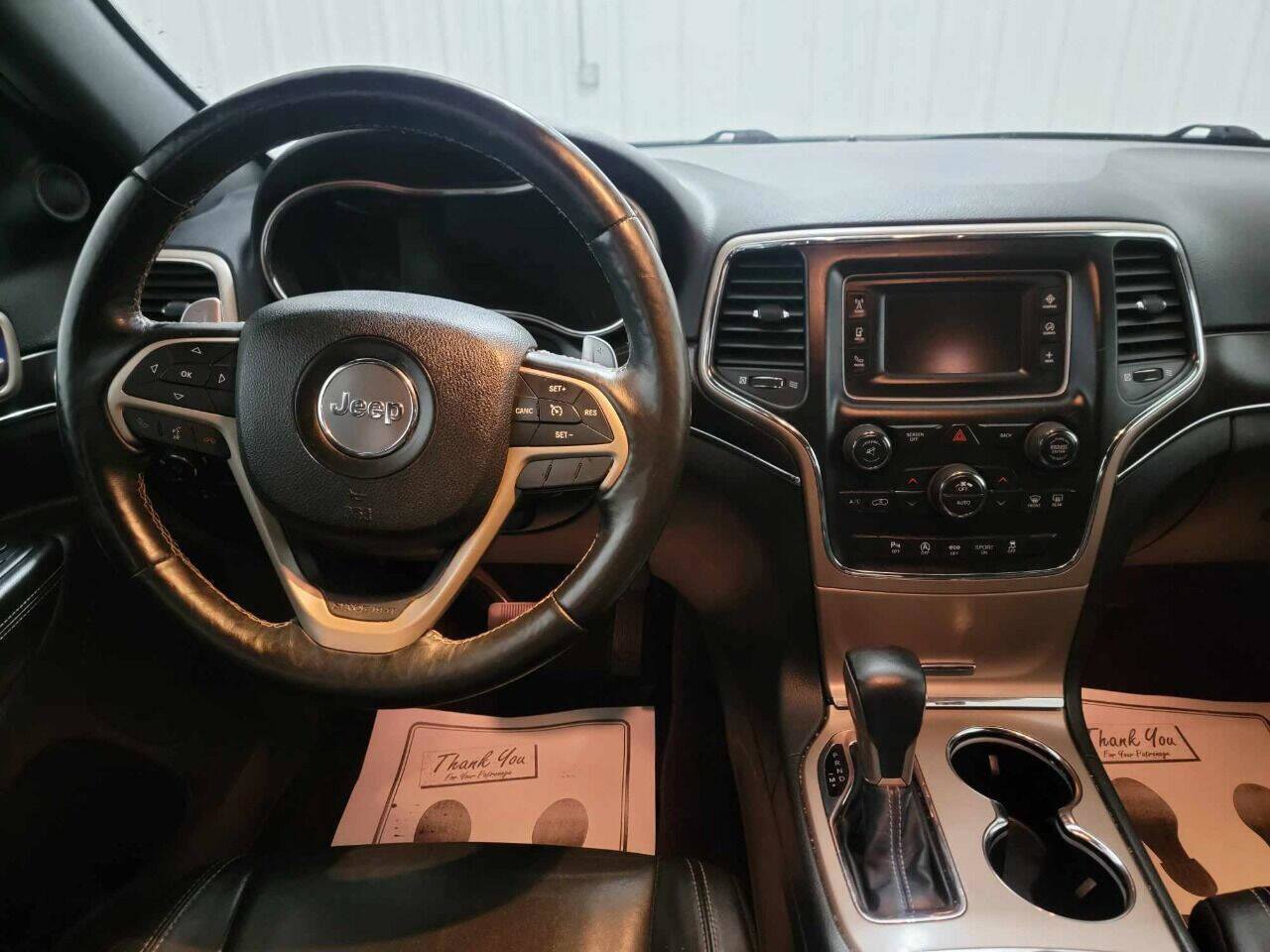 Used 2017 Jeep Grand Cherokee Limited image 39