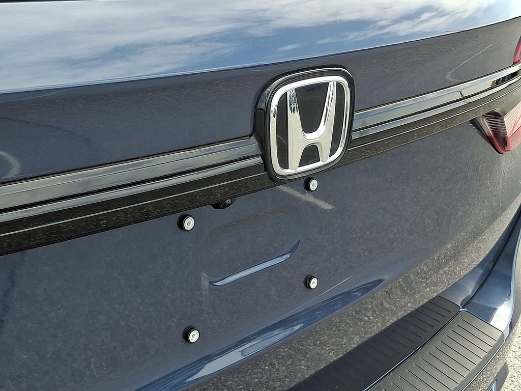 Used 2025 Honda Odyssey EX-L image 32