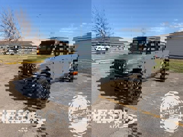 Used 2024 Jeep Gladiator Sport AWD/4WD image 1