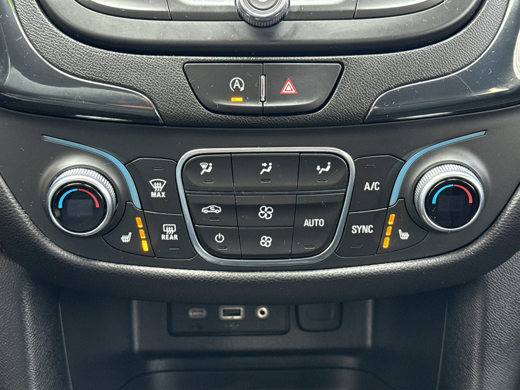 Used 2023 Chevrolet Equinox RS w/ RS Leather Package image 35