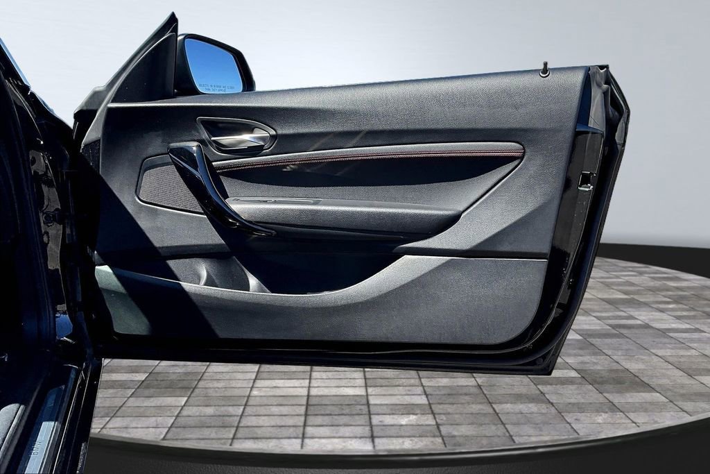 Used 2017 BMW 230i xDrive Coupe image 21