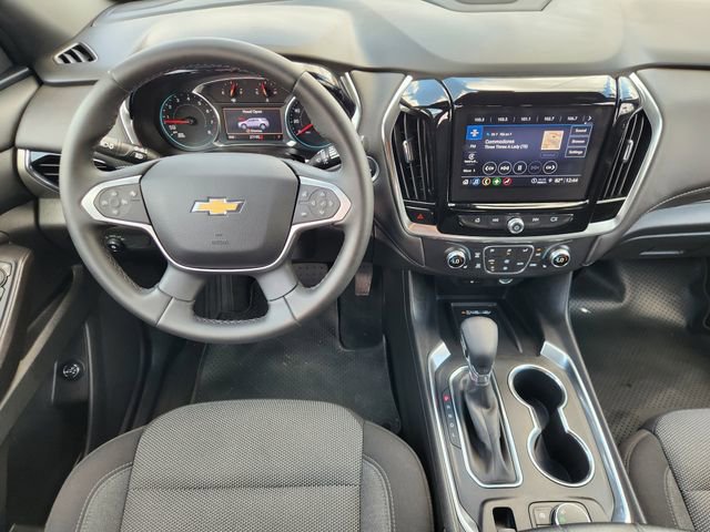 Used 2023 Chevrolet Traverse LT image 27