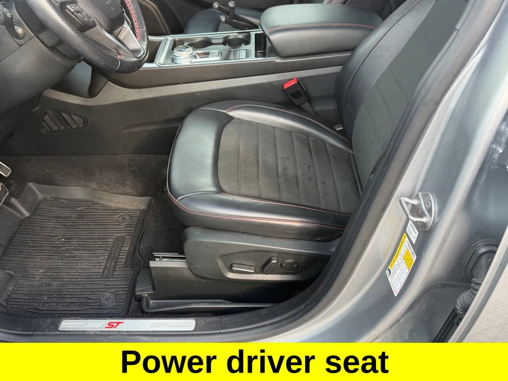 Used 2022 Ford Edge ST-Line AWD/4WD image 11