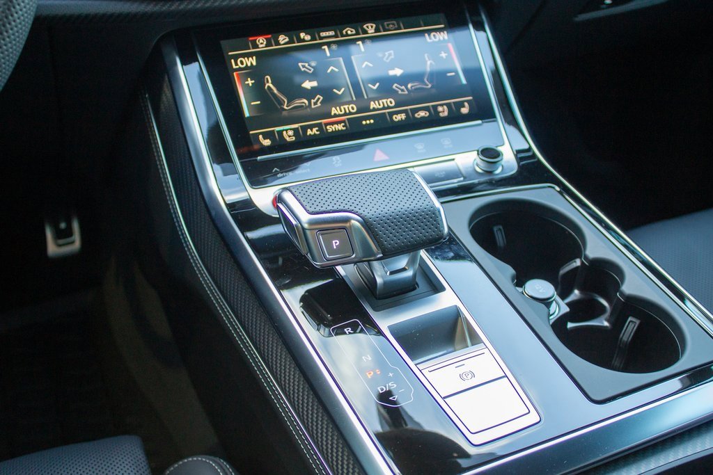 Used 2024 Audi SQ8 Prestige image 20