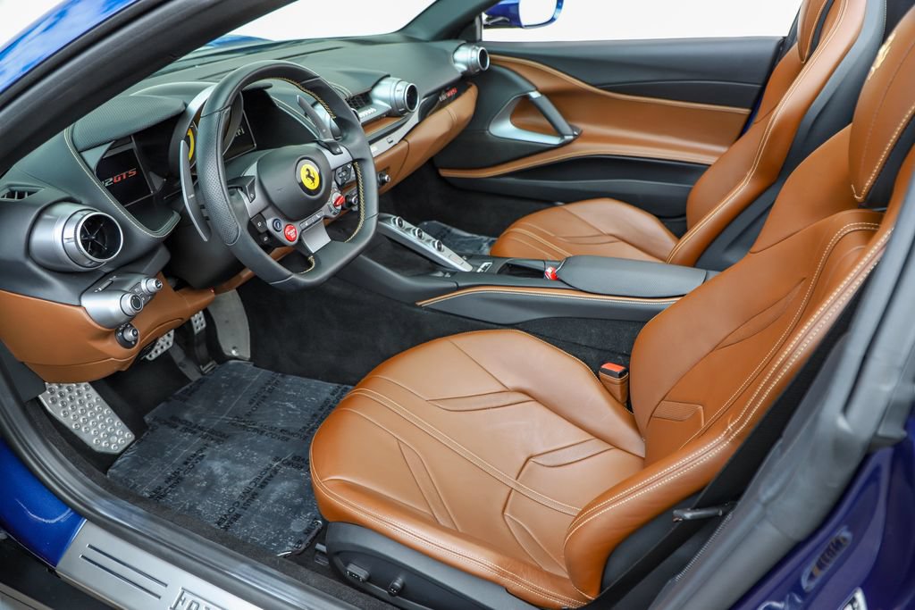 Used 2021 Ferrari 812 GTS RWD image 37
