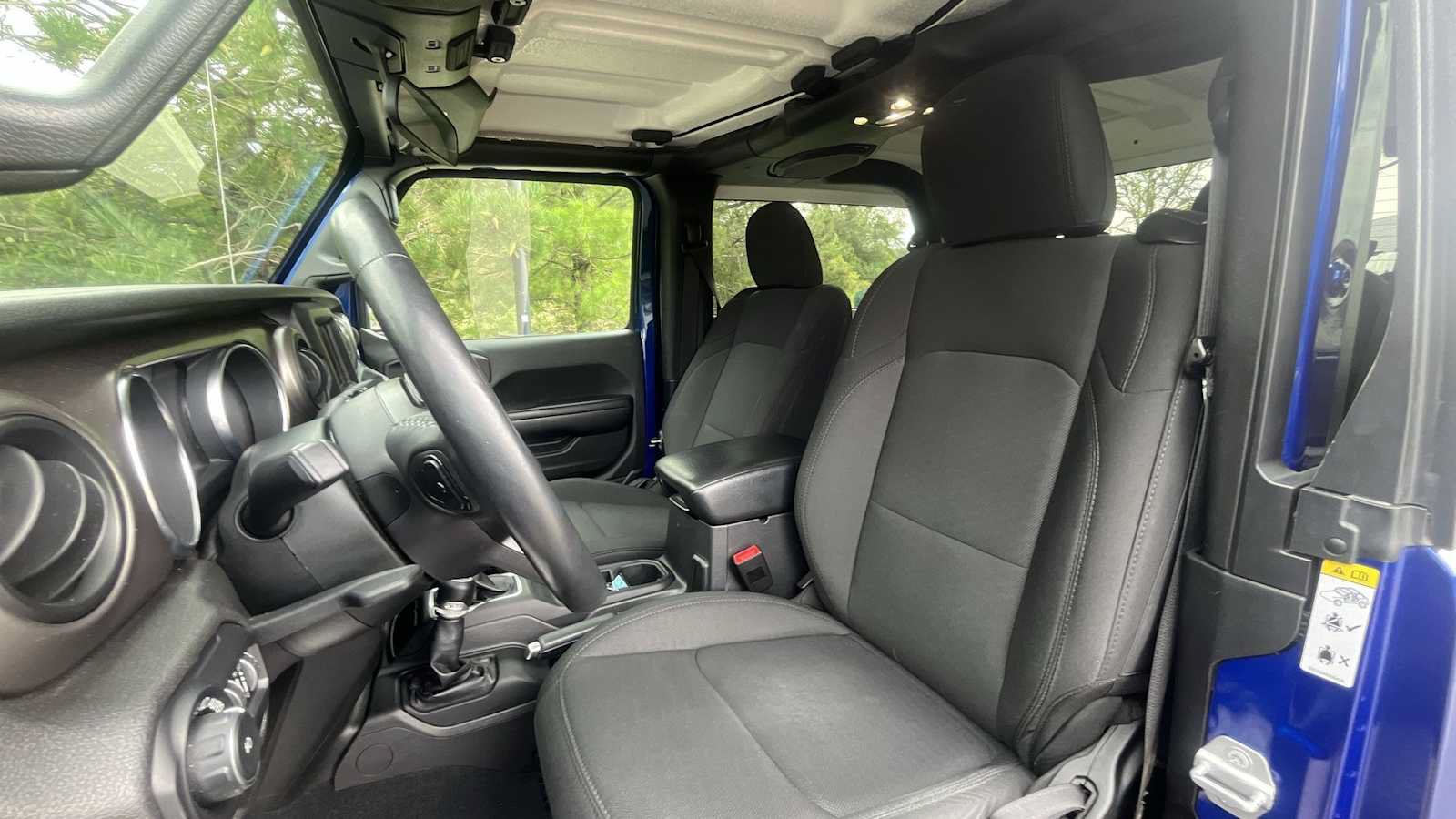 Used 2019 Jeep Wrangler Sport AWD/4WD image 27