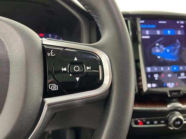 Used 2023 Volvo XC60 B5 Plus w/ Protection Package Premier FWD image 22