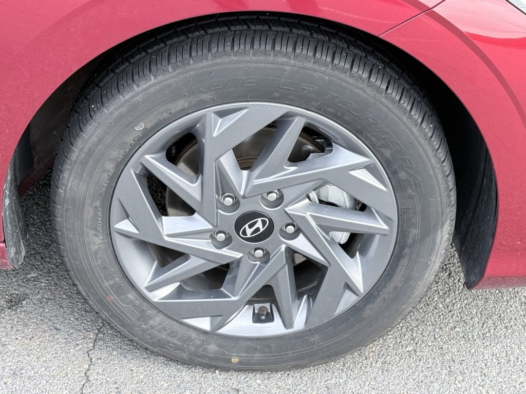 Certified 2024 Hyundai Elantra SEL image 34