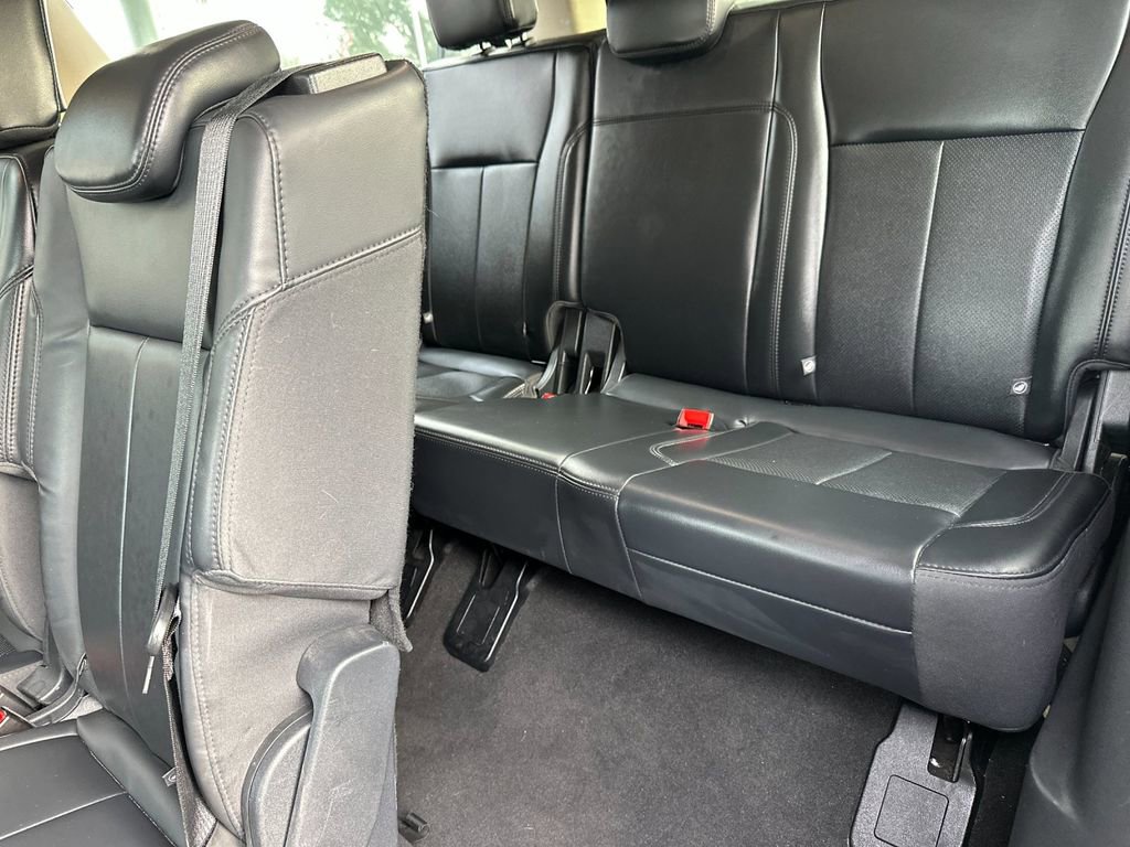 Used 2024 Ford Expedition Max XLT image 14