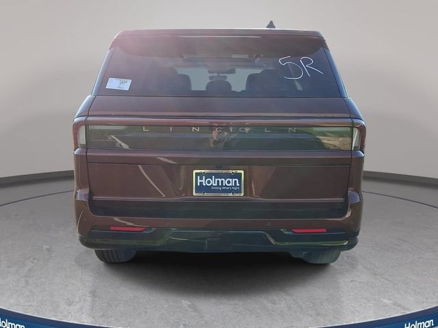 New 2027 Lincoln Navigator Reserve AWD/4WD image 5
