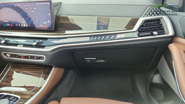 Used 2026 BMW X5 sDrive40i RWD image 37
