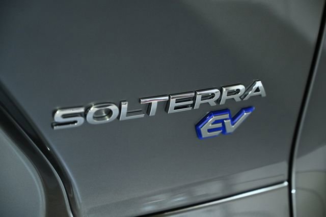 Used 2025 Subaru Solterra Premium w/ Premium Package image 12