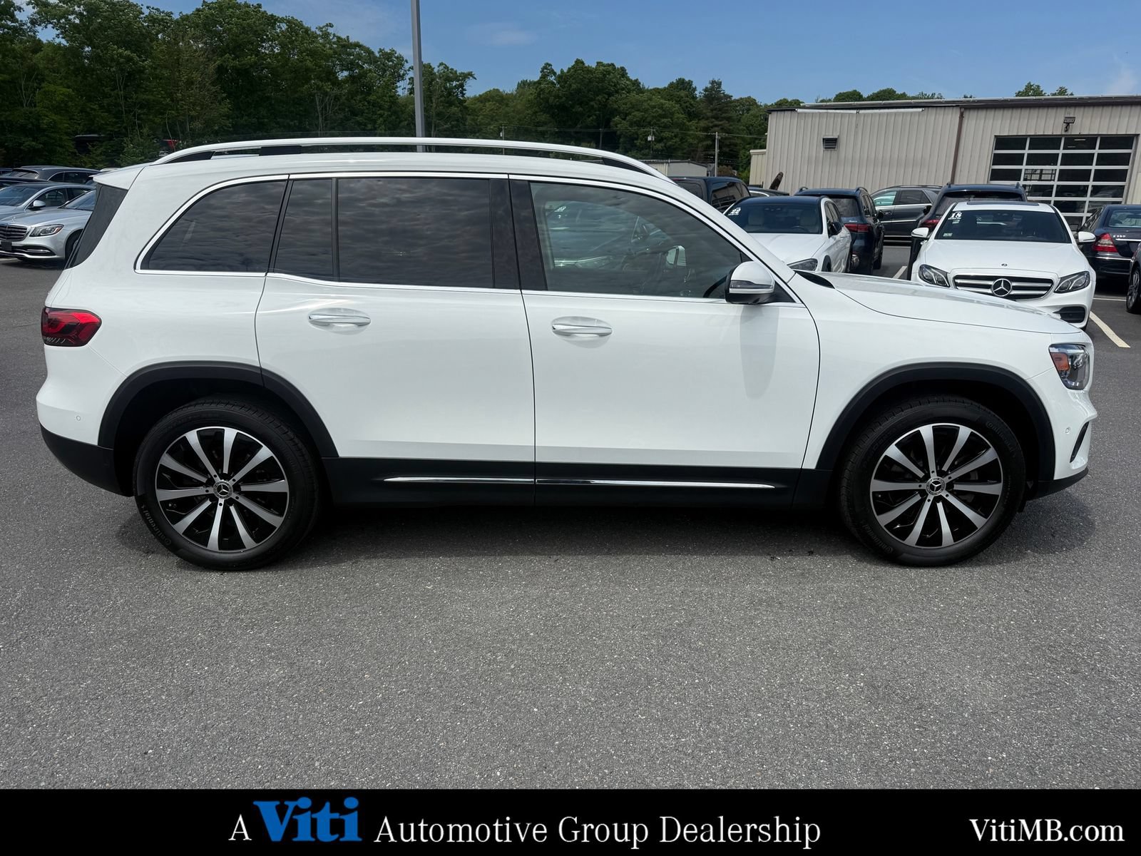 Certified 2023 Mercedes-Benz GLB 250 4MATIC image 9