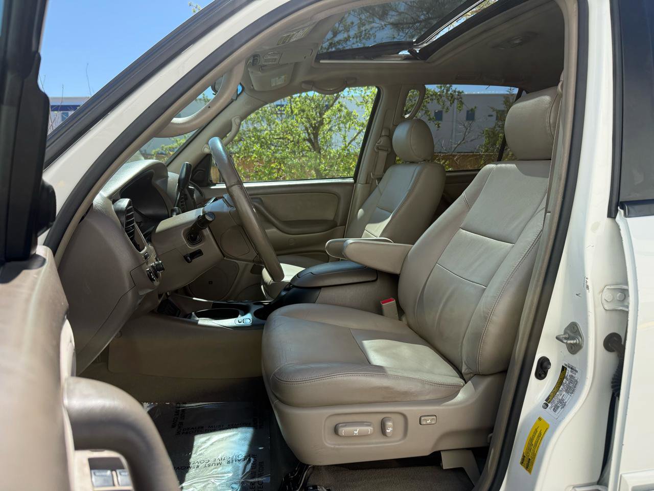 Used 2006 Toyota Sequoia SR5 image 14