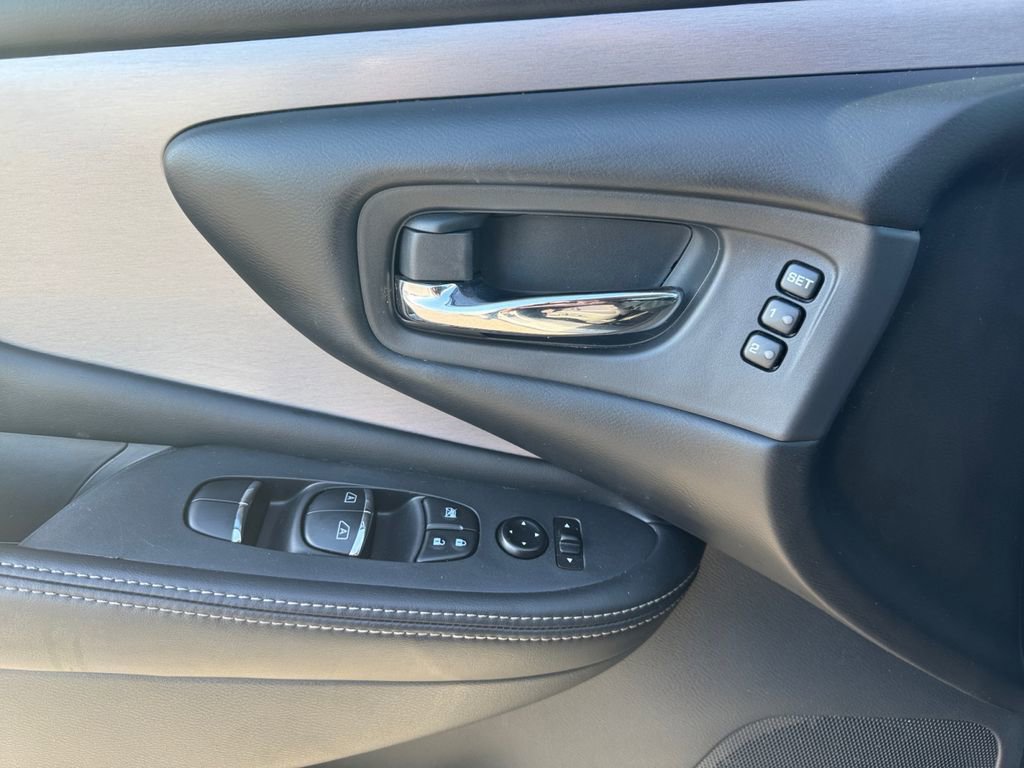 Used 2021 Nissan Murano SL w/ SL Moonroof Package image 20