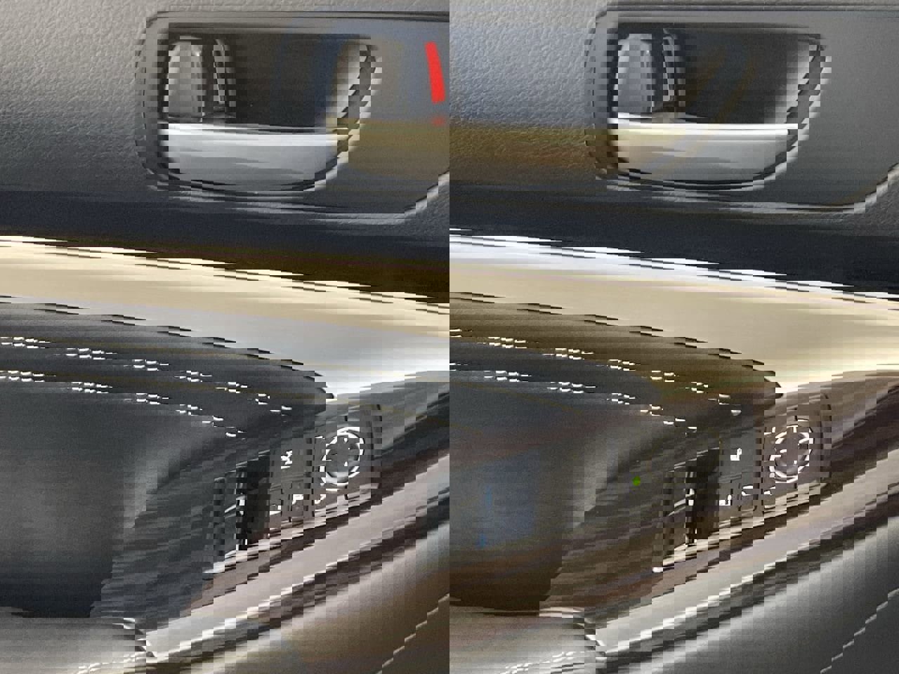 Used 2015 Lexus RC 350 AWD w/ Navigation System Package image 18