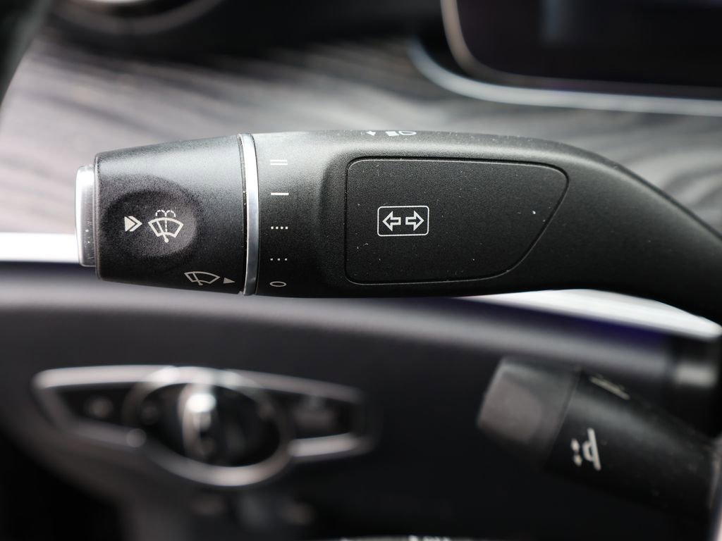 Used 2018 Mercedes-Benz E 400 E 400 image 38