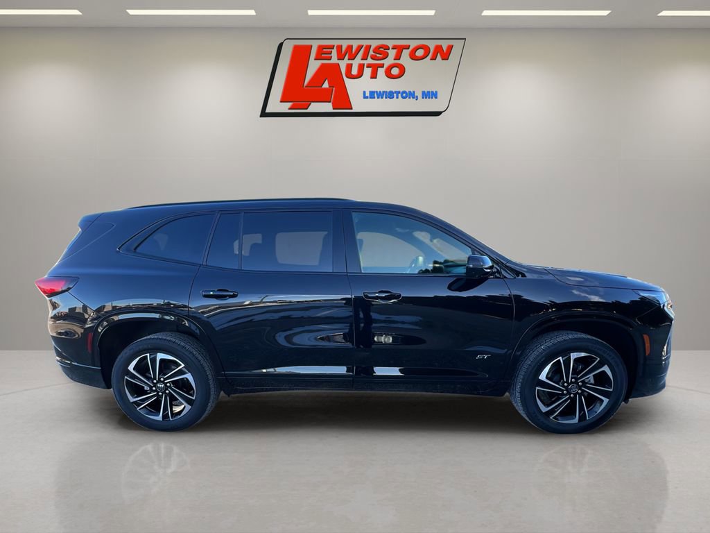 Certified 2025 Buick Enclave Sport Touring image 13