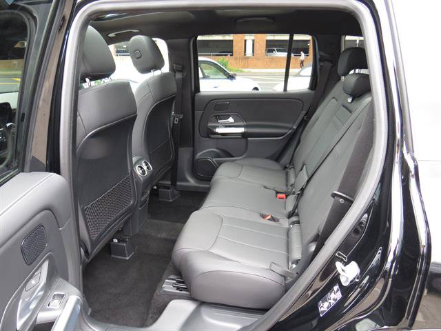 Used 2026 Mercedes-Benz GLB 250 4MATIC image 18