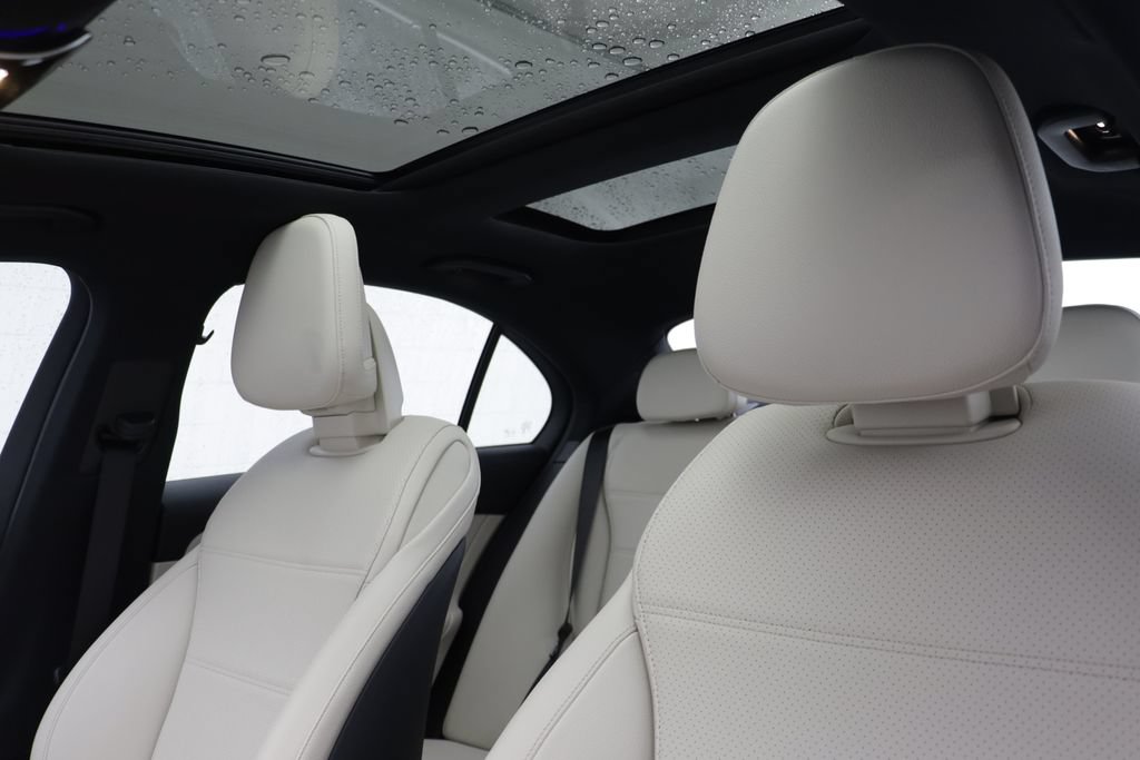 Used 2023 Mercedes-Benz C 300 4MATIC Sedan image 13