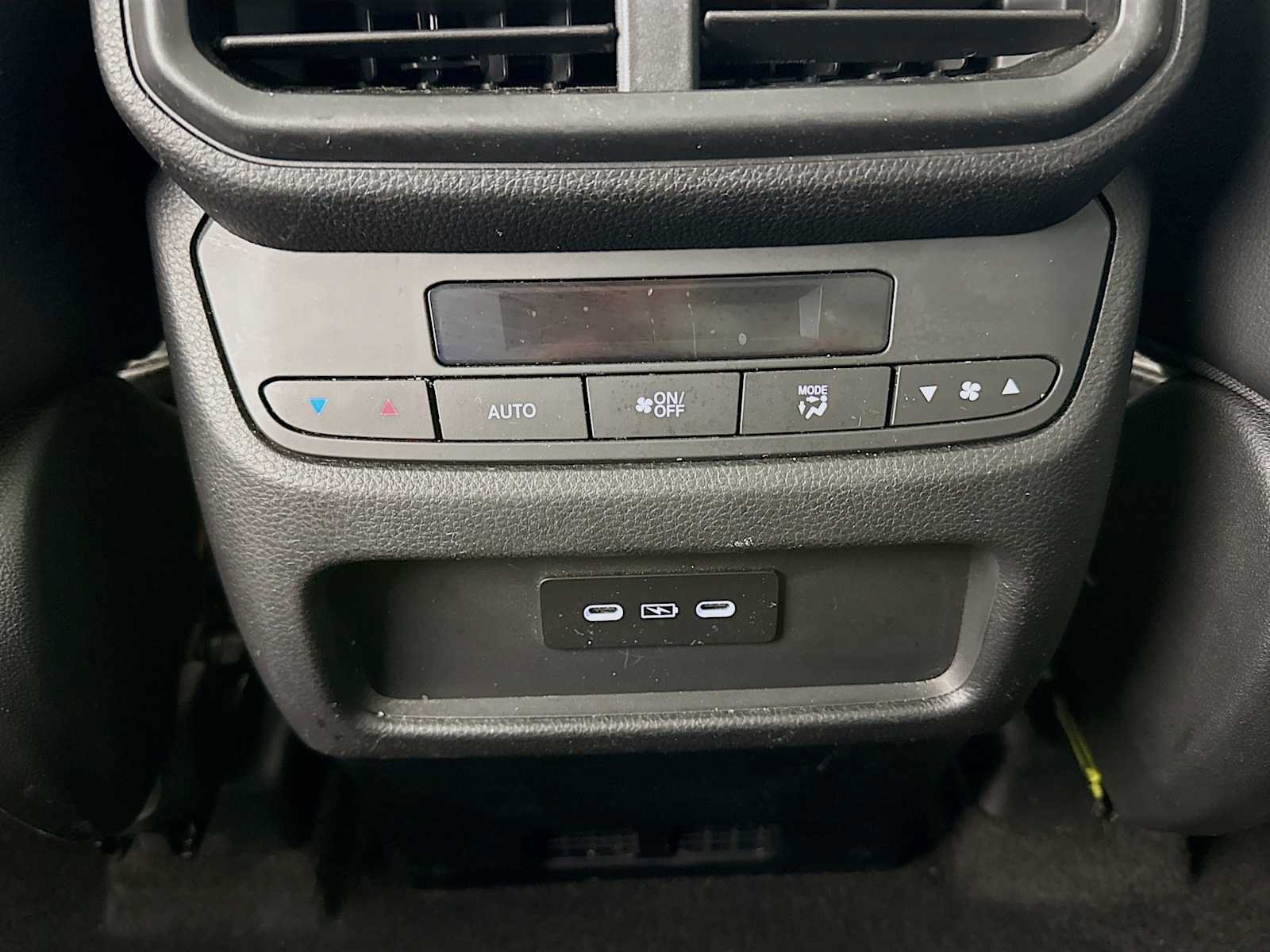 Certified 2024 Honda Pilot Touring image 24