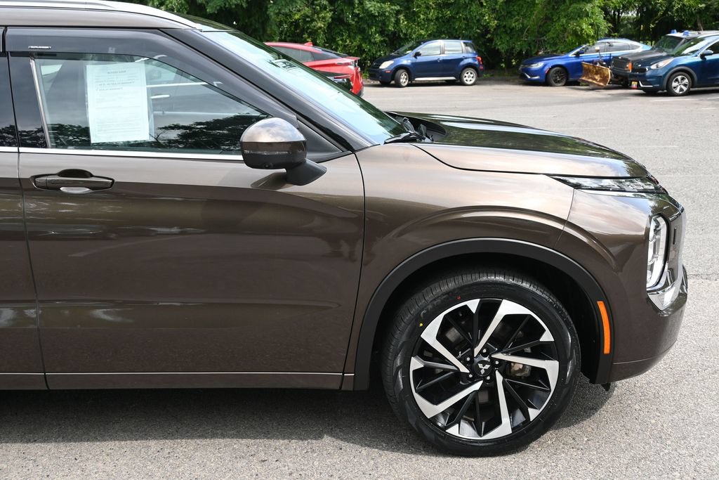 Used 2024 Mitsubishi Outlander SEL Black Edition AWD/4WD image 46