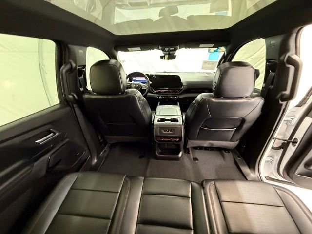 Used 2024 Chevrolet Silverado EV RST AWD/4WD image 30