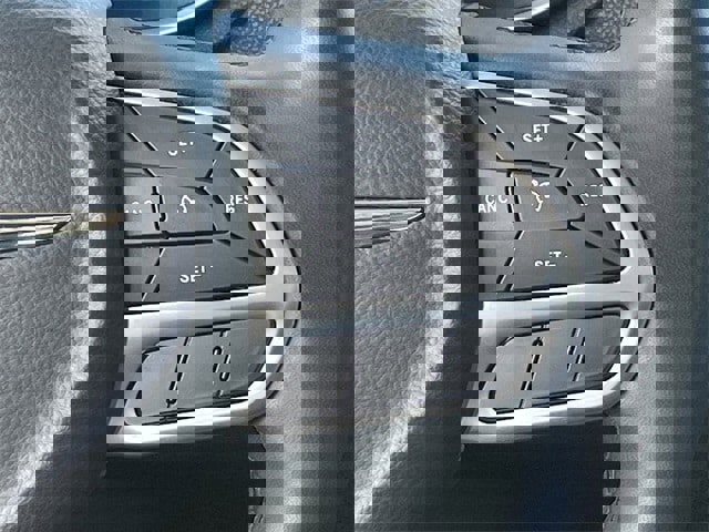 Used 2023 Chrysler 300 Touring w/ Sport Appearance Package image 13