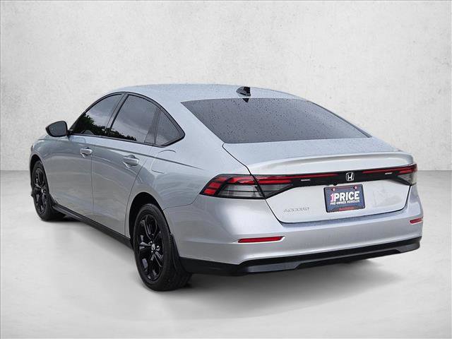 Used 2025 Honda Accord SE image 8