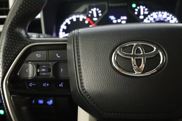 Used 2023 Toyota Tundra SR5 w/ SR5 Convenience Package AWD/4WD image 8