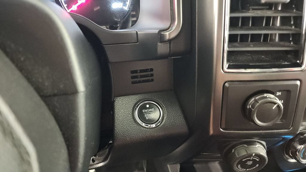 Used 2020 Ford F150 Lariat AWD/4WD image 22