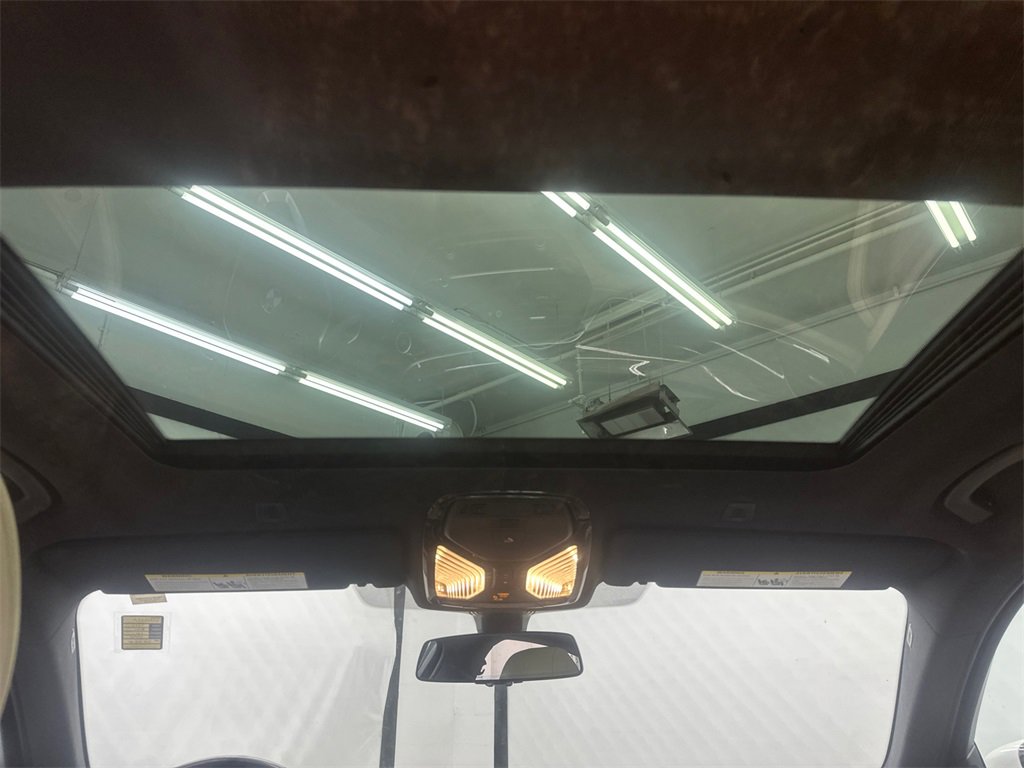 Used 2021 BMW 530i w/ Convenience Package image 21