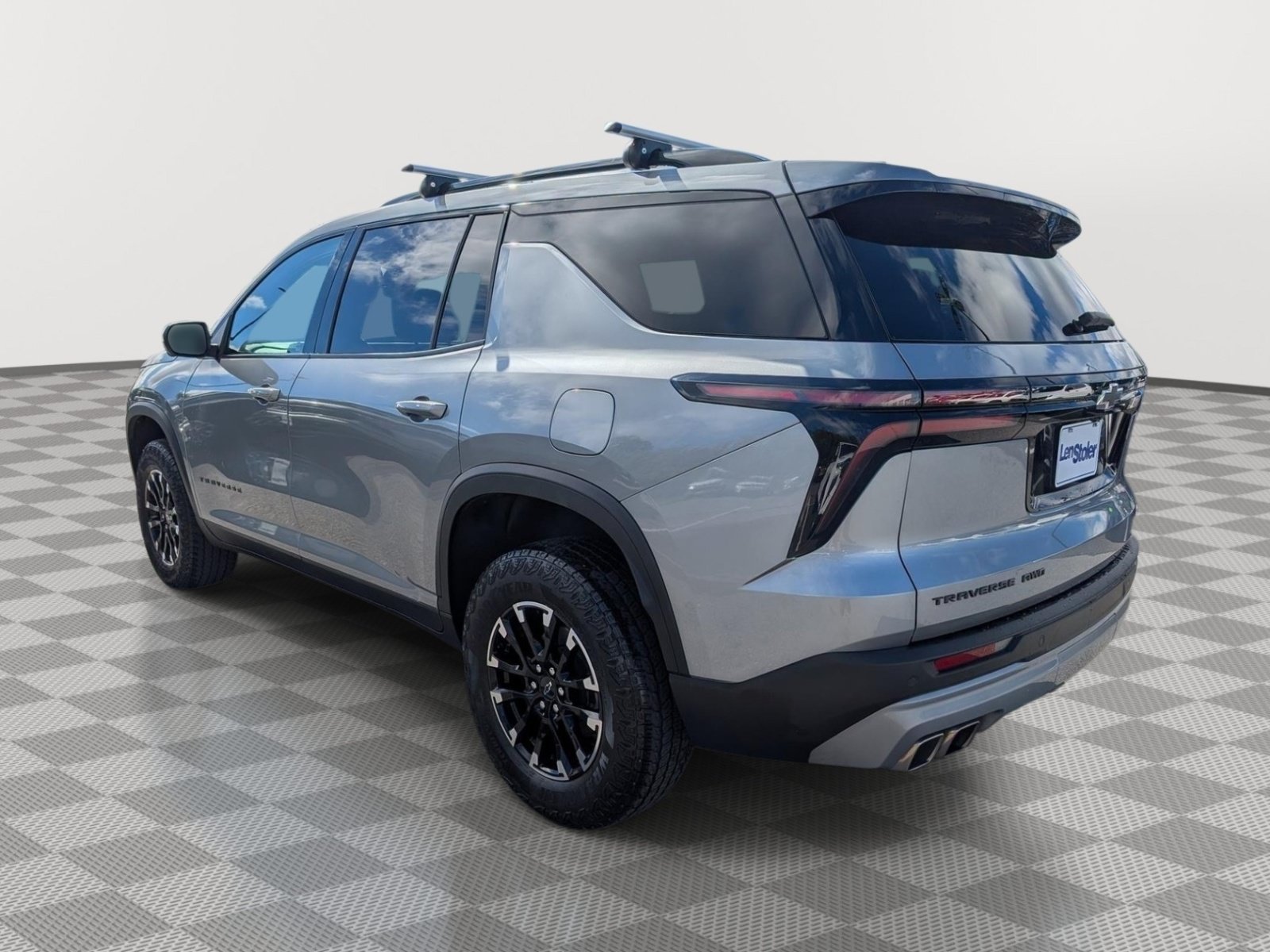 Used 2024 Chevrolet Traverse Z71 w/ LPO, Floor Liner Package AWD/4WD image 3