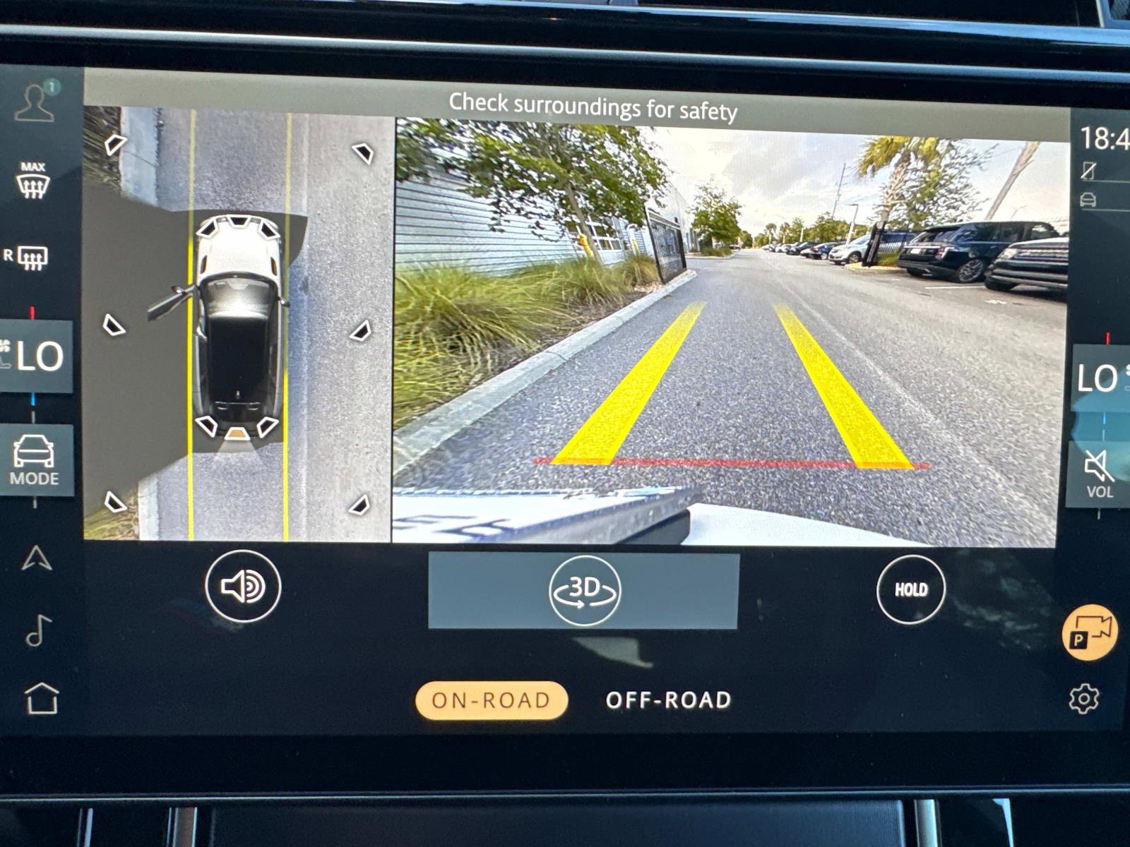 New 2026 Land Rover Range Rover Velar Dynamic SE image 25